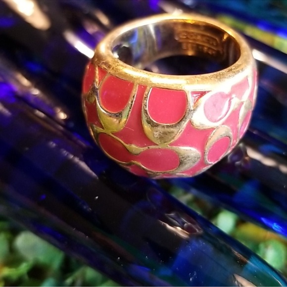 Coach Jewelry - COACH Coral Enamel Logo C Bubble Retro
Ring